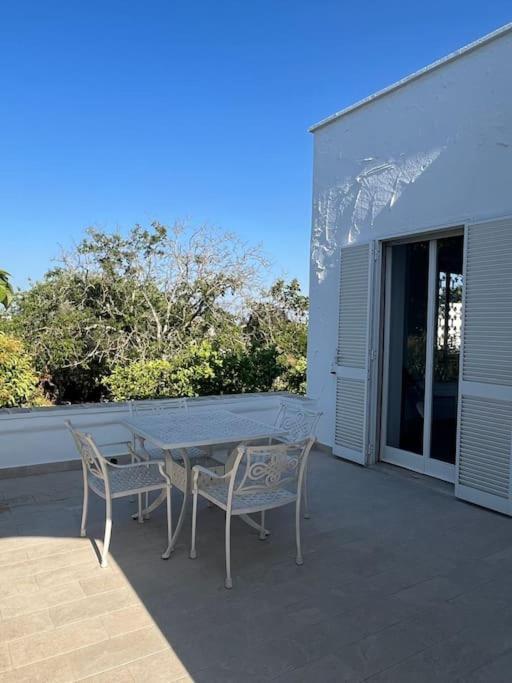 Villa Bouganville 2 Ostuni Exteriör bild